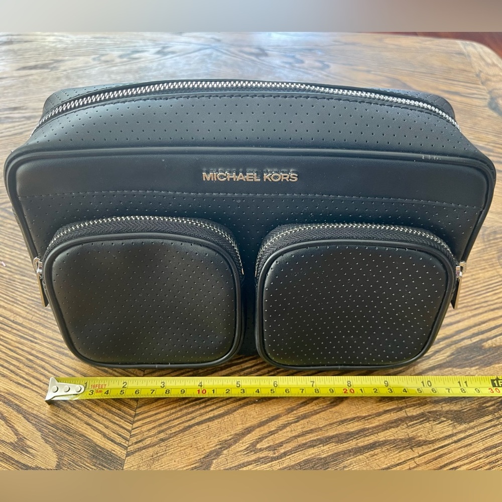 Michael Kors black purse.  Barely used.  Like new.